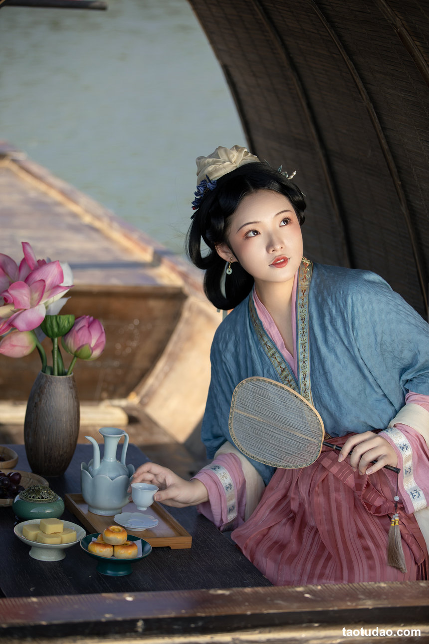 图片[4]-[YITUYU艺图语]2022.11.09 游湖 保卫萝卜的阿叽[35+1P／520MB]-绅士图