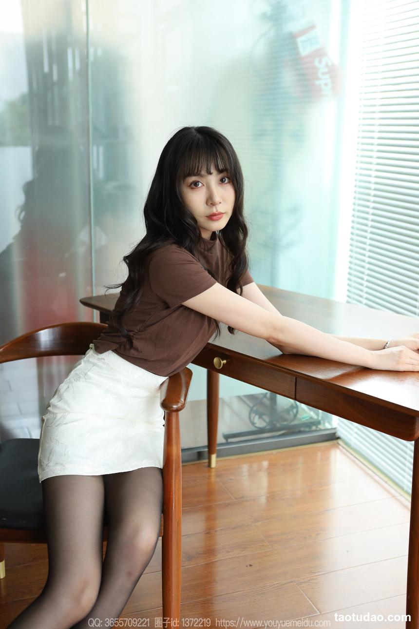 [IESS异思趣向] 2024.05.26 丝享家 1751 团团《咖色穿搭》[87P-81MB]-绅士图