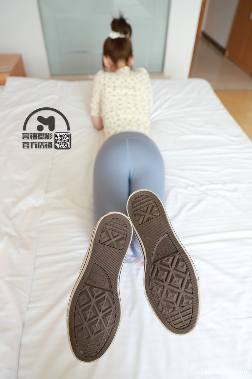 图片[3]-[誉铭传媒]袜足摄影 2020年《06.18 专享作品1》[100P／639MB]-绅士图