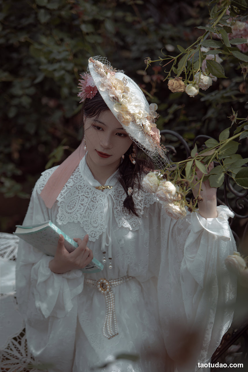 图片[2]-[YITUYU艺图语]2022.09.29 玫瑰 努力搬砖的双翮[27+1P／423MB]-绅士图