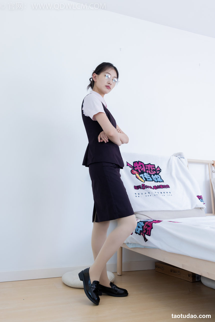 图片[2]-物恋传媒 NO.2220 小优-摇晃的红酒杯[150P-1V-3.98G]-绅士图