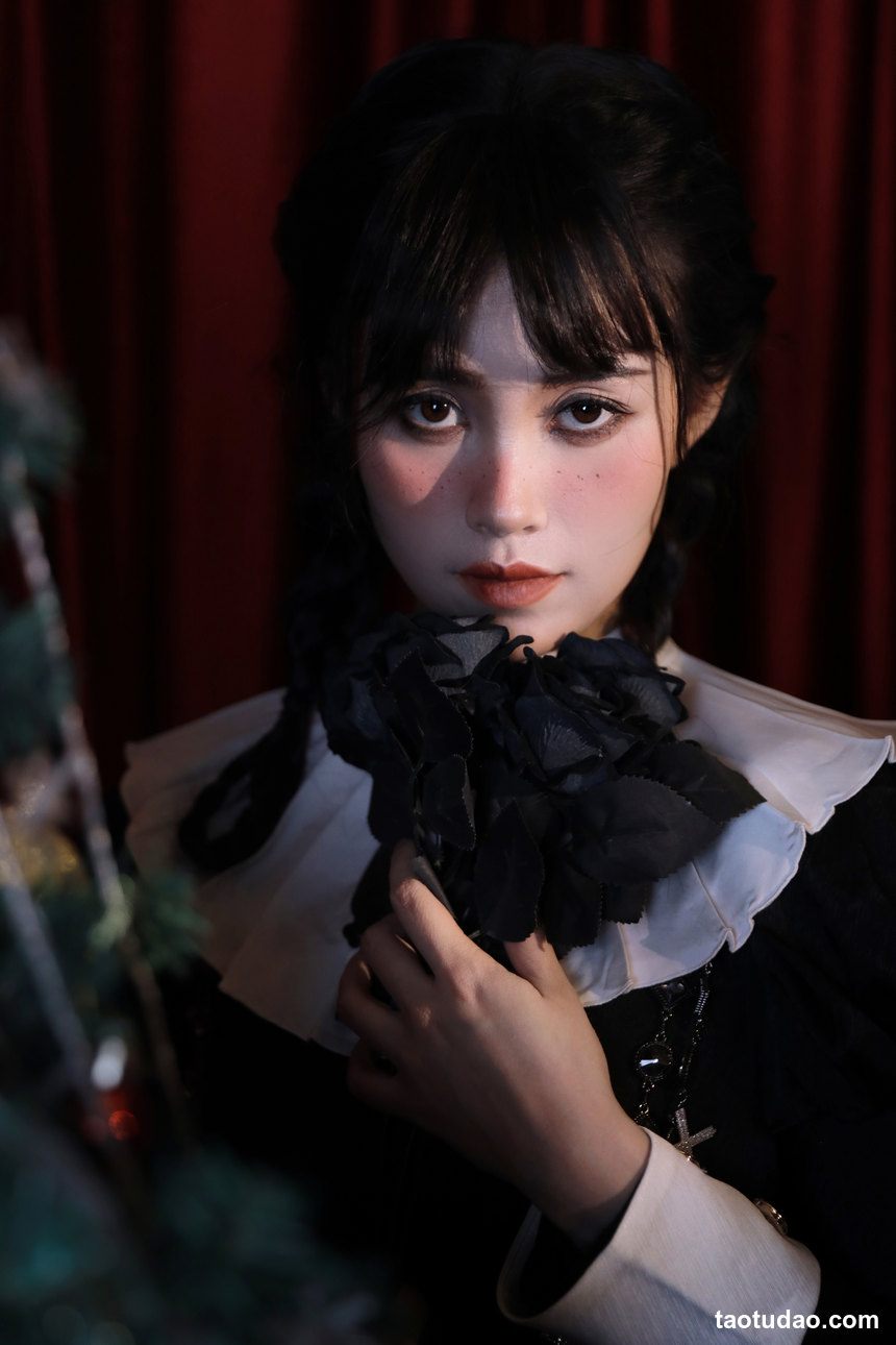 图片[3]-[YITUYU艺图语]2023.01.13 暗黑圣诞 青霜鹅[21+1P／218MB]-绅士图