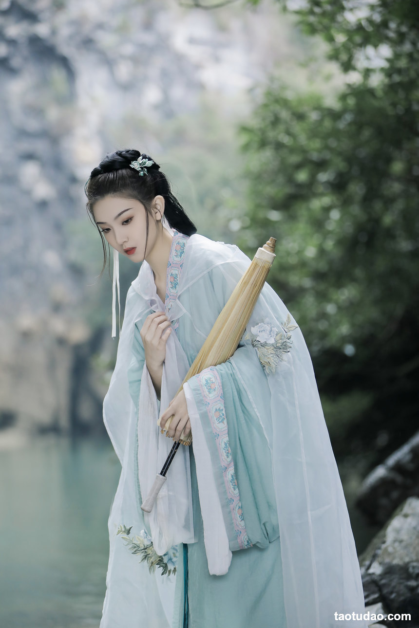 [YITUYU艺图语]2022.05.27 浮生若梦 芝芝琪[22+1P／390MB]-绅士图