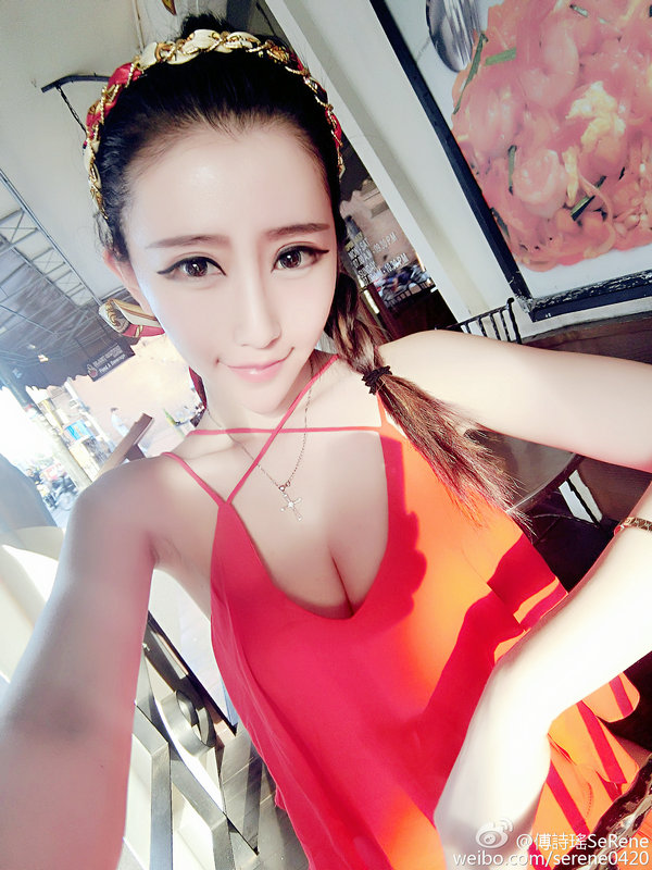 微博美女模特傅诗瑶SIRI诱人自拍写真 / 2.29GB / 自拍-绅士图