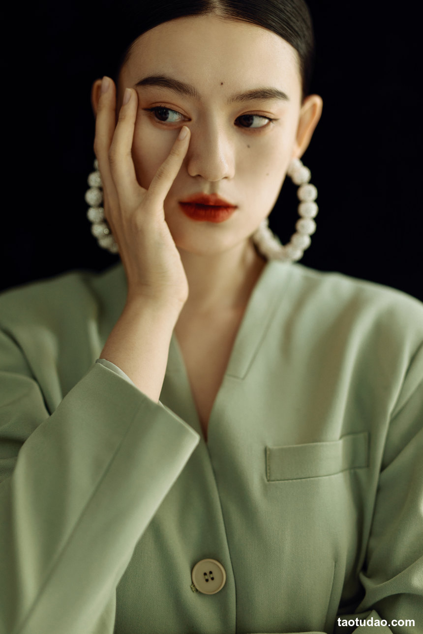 图片[2]-[YITUYU艺图语]2022.11.27 清风波澜 凤梨[21+1P／284MB]-绅士图