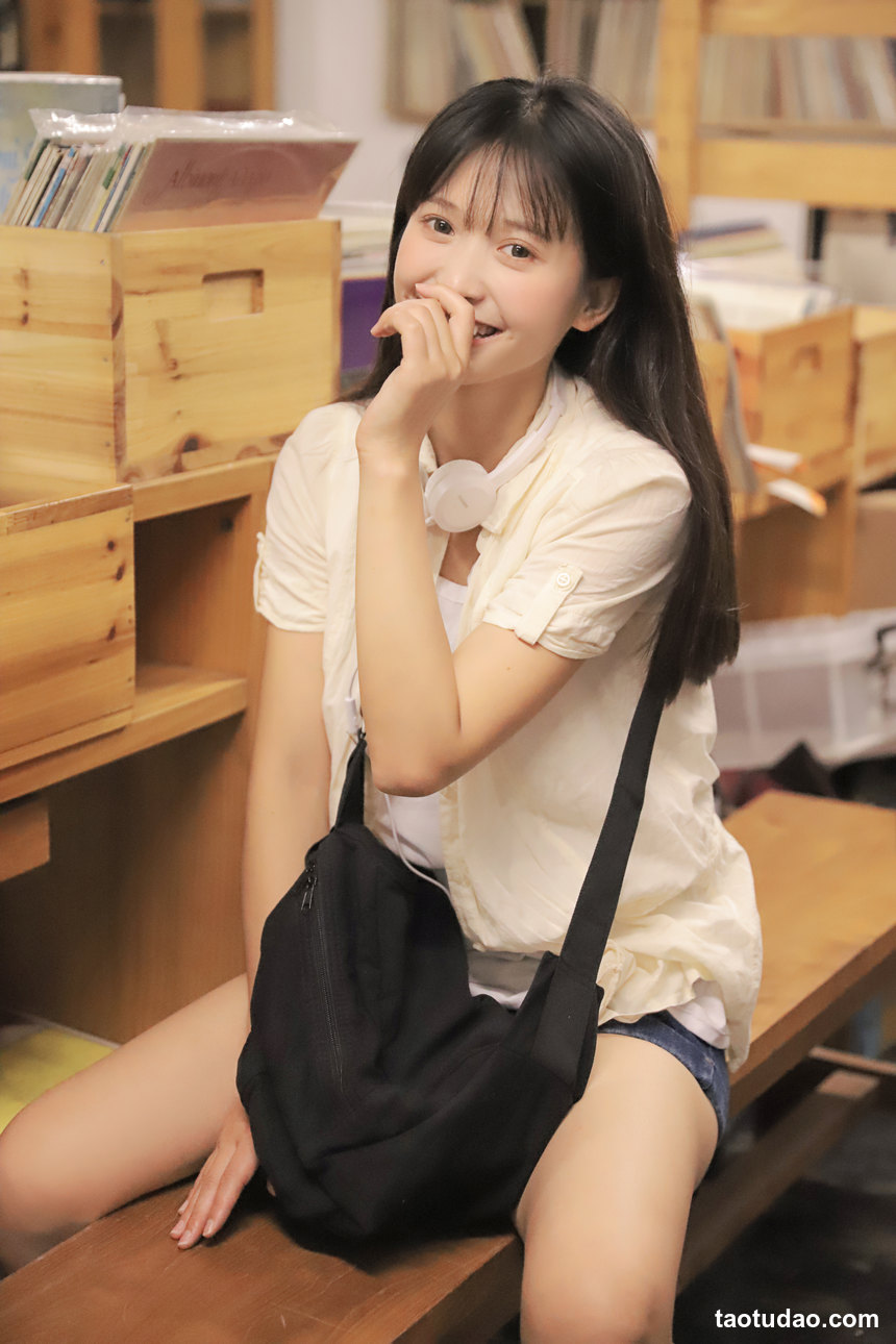 图片[2]-[YITUYU艺图语]2022.07.28 半岛铁盒 刘小瑜[21+1P／258MB]-绅士图