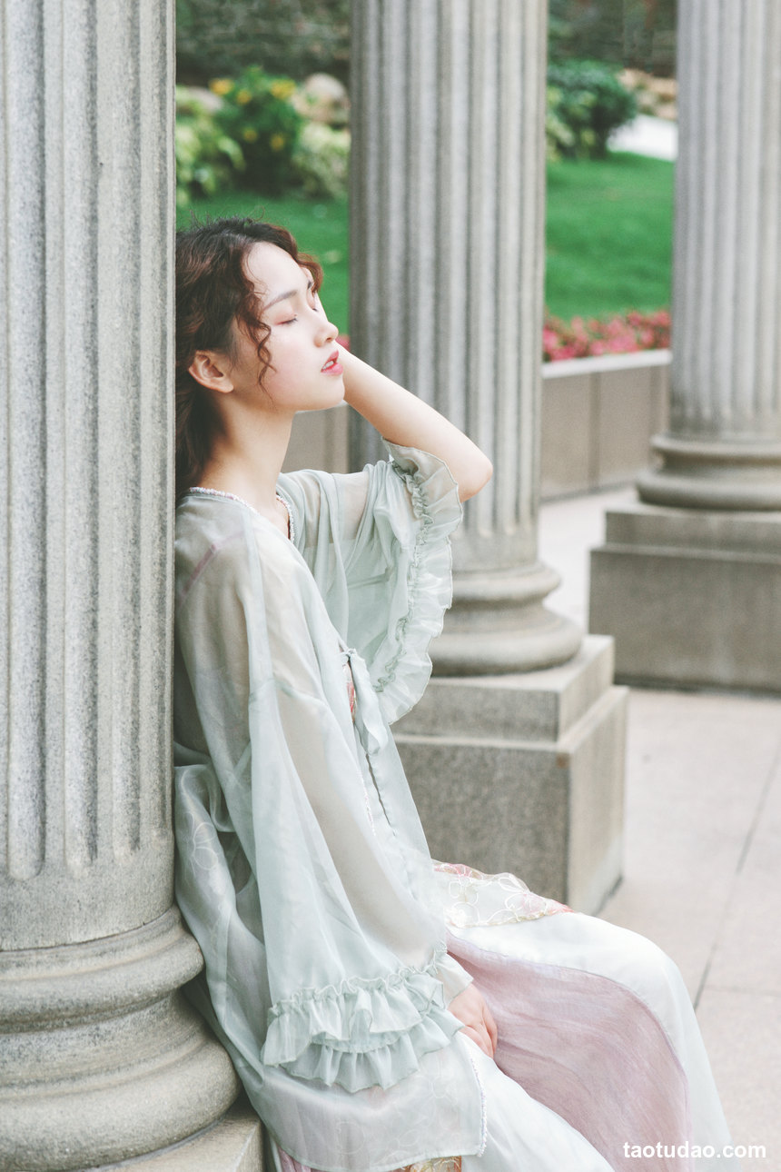 图片[2]-[YITUYU艺图语]2022.07.17 温柔可人 六七[33+1P／261MB]-绅士图