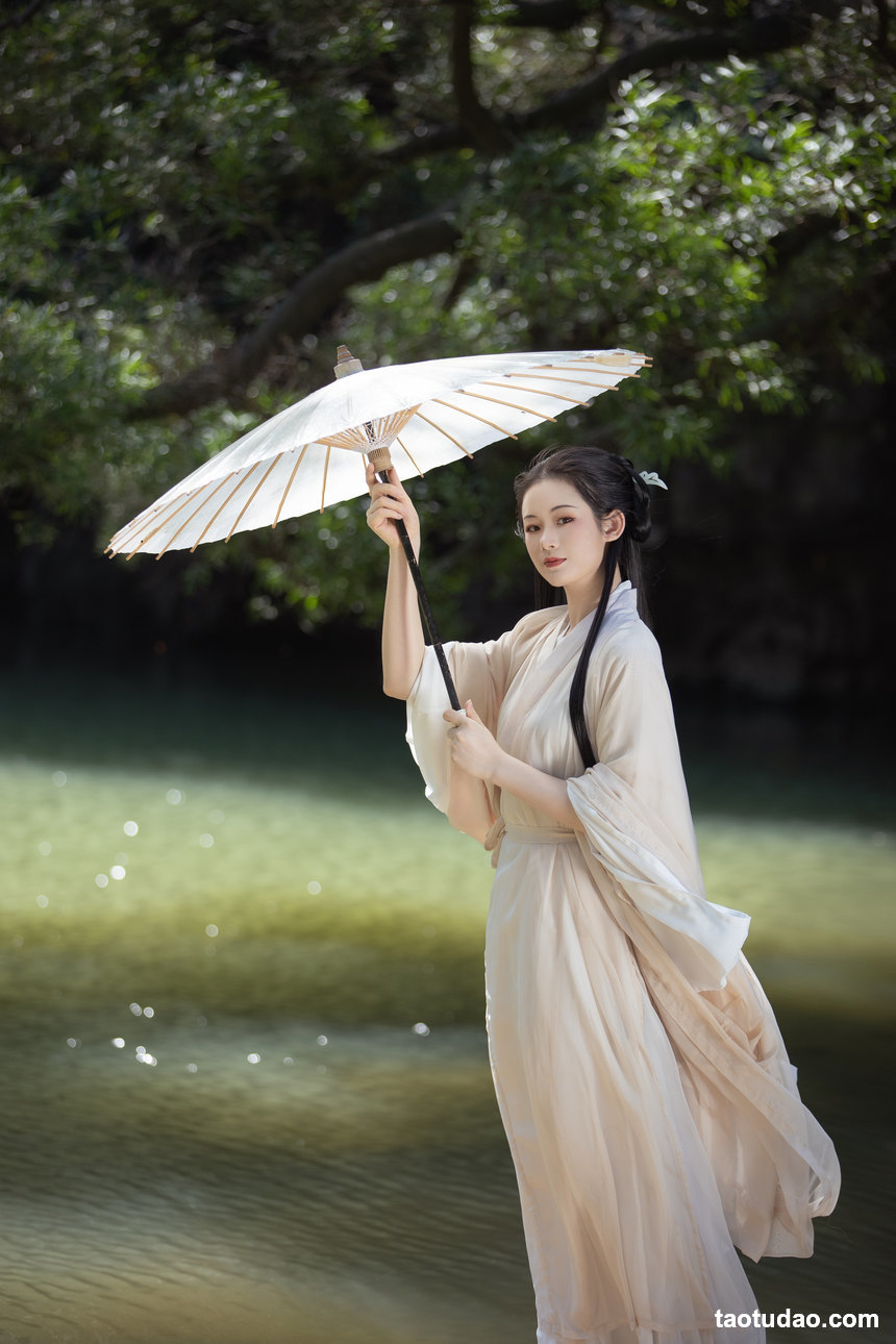 图片[4]-[YITUYU艺图语]2022.12.27 春色 培培[33+1P／357MB]-绅士图