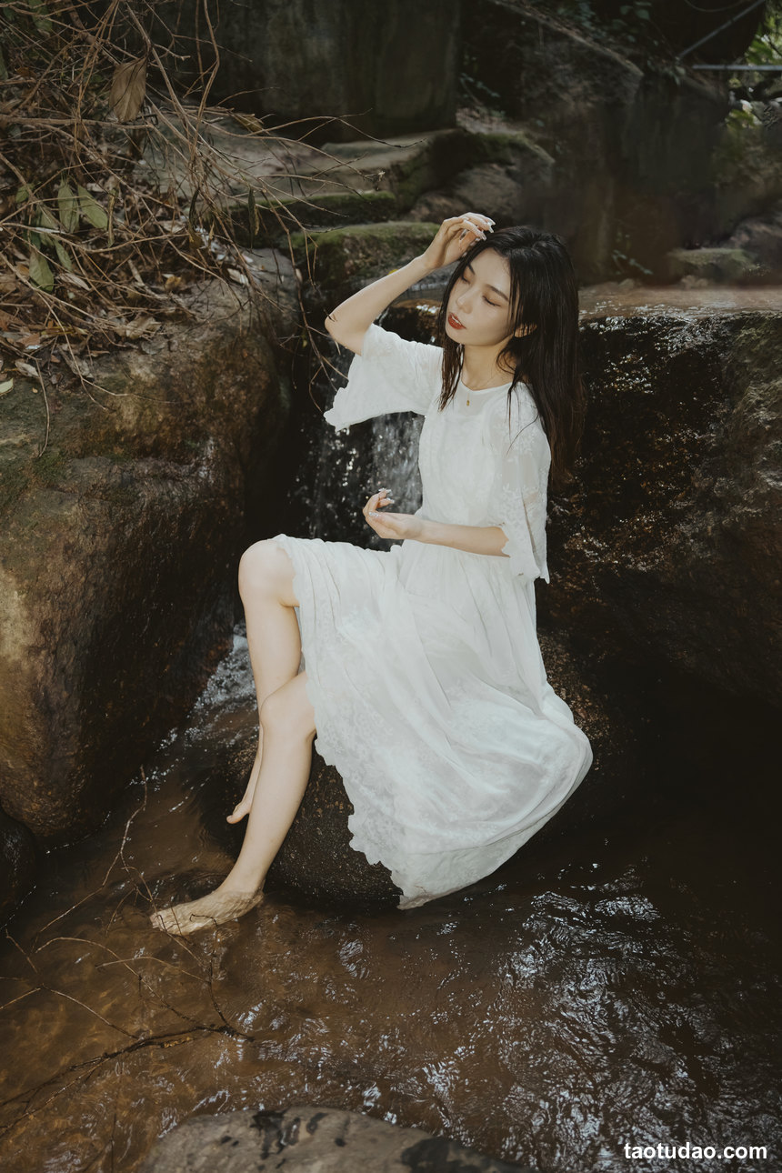 图片[3]-[YITUYU艺图语]2022.10.14 小白和月亮 唐唐[45+1P／323MB]-绅士图