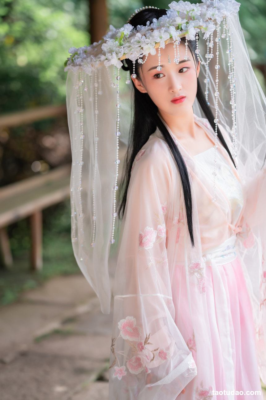 图片[2]-[YITUYU艺图语]2022.04.01 春日游园 小雨[31+1P／252MB]-绅士图