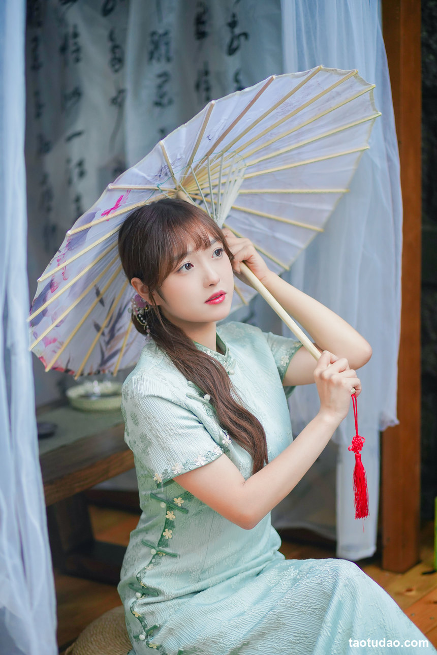 图片[2]-[YITUYU艺图语]2022.12.03 午后庭院 -炸鸡冰可乐-[21+1P／293MB]-绅士图