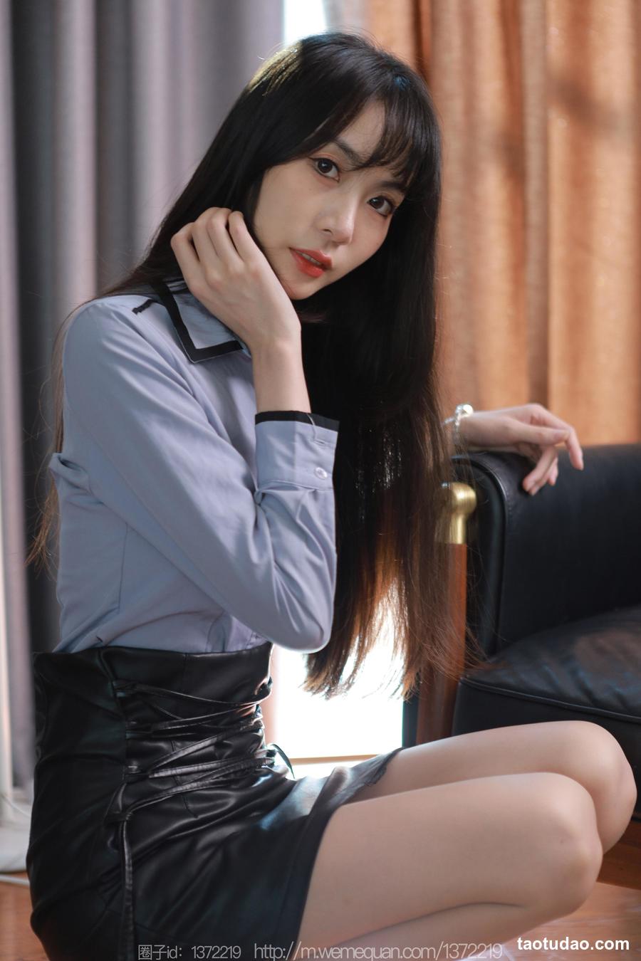 图片[2]-[IESS异思趣向] 2023.09.03 丝享家 1523 团团《那一道光》[88P-88.5M]-绅士图