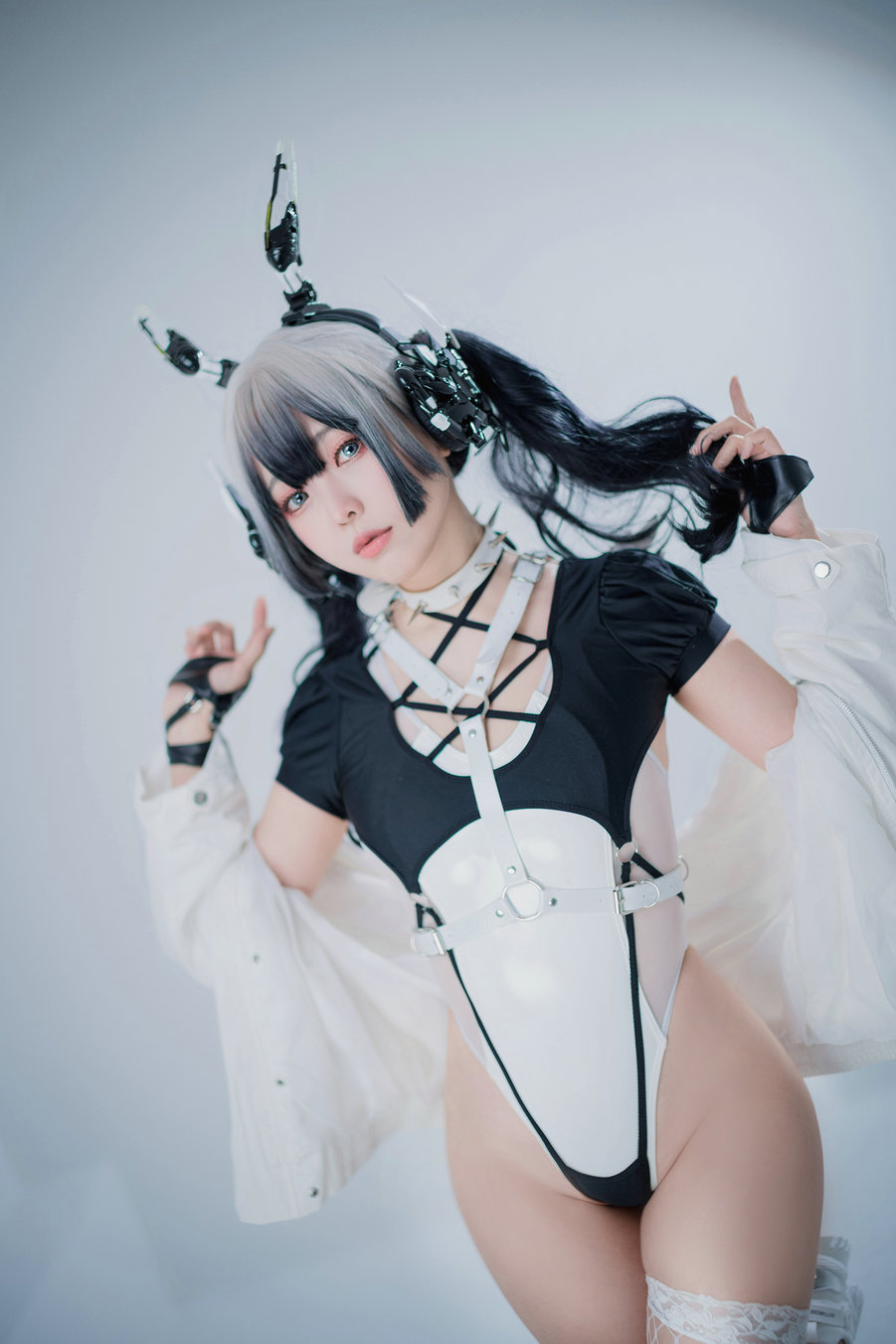 Ely_eee(ElyEE子) - Cyber Girl BLANCHE 賽博少女 / 42P-60MB / cos萌妹-绅士图