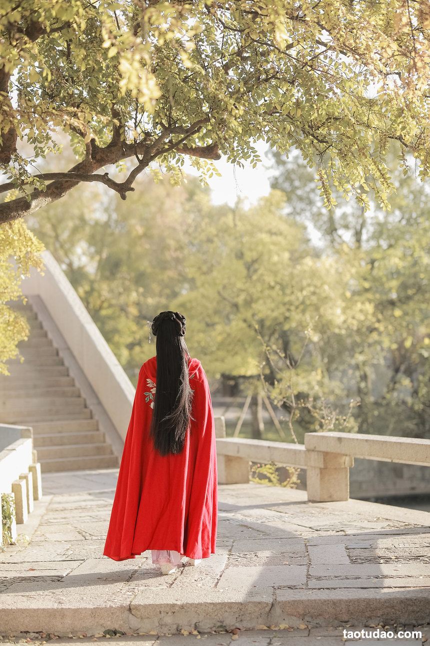 图片[4]-[YITUYU艺图语]2022.06.21 秋天的裙摆 兔子Zzz不吃胡萝卜[42+1P／426MB]-绅士图