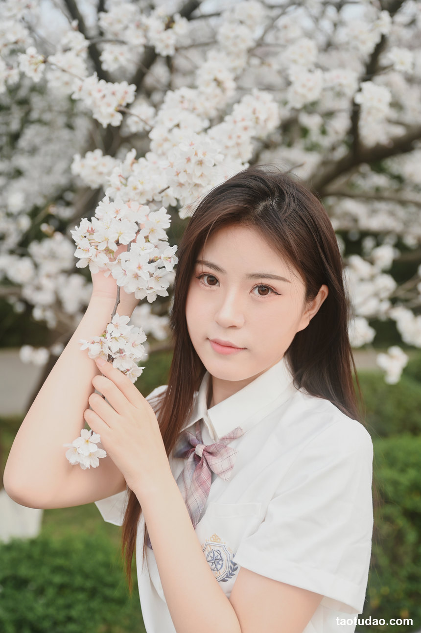 图片[2]-[YITUYU艺图语]2022.10.18 花与少女 立桃里矢[29+1P／227MB]-绅士图