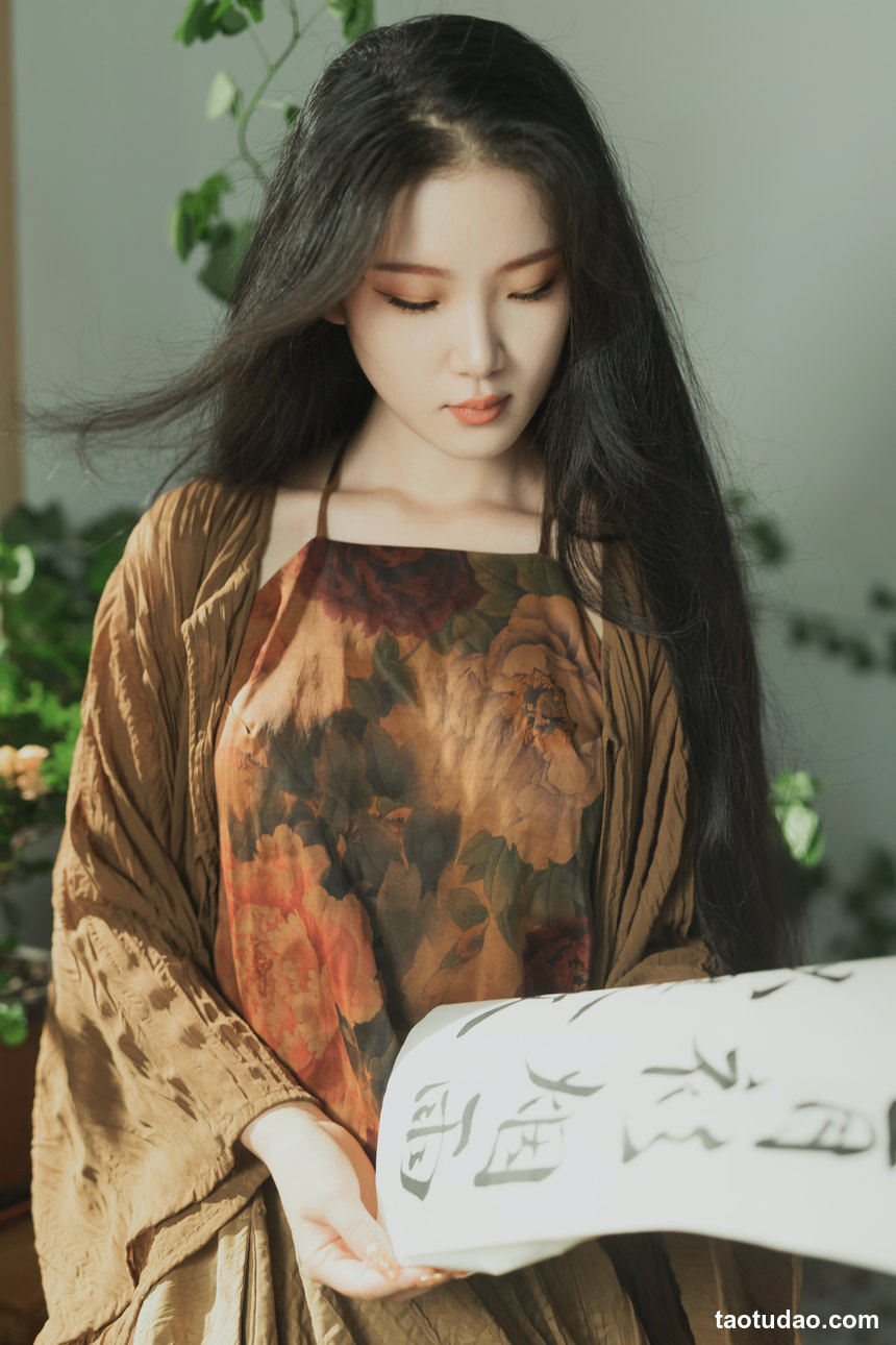 图片[2]-[YITUYU艺图语]2022.09.03 素衣 相望回首喵喵喵[34+1P／379MB]-绅士图