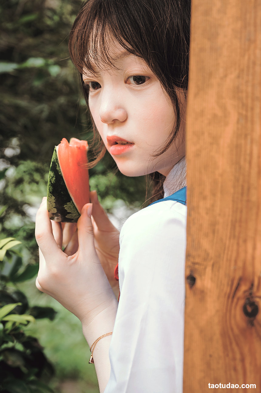 图片[3]-[YITUYU艺图语]2022.08.28 有西瓜的夏天 奶小白是金鱼[28+1P／363MB]-绅士图