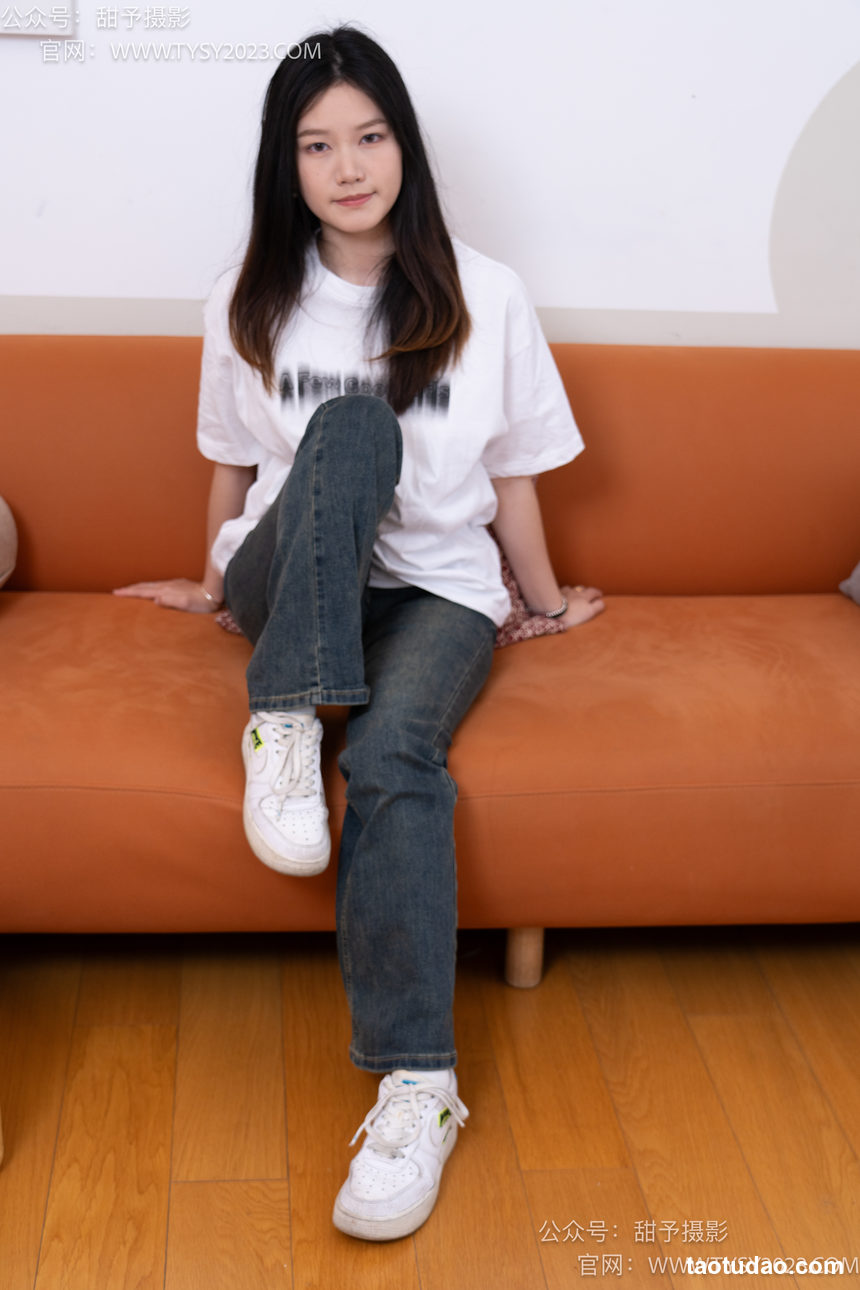 图片[2]-甜予摄影 NO.070 松松-板鞋、白棉袜、裸足[122P+2V／9.74GB]-绅士图