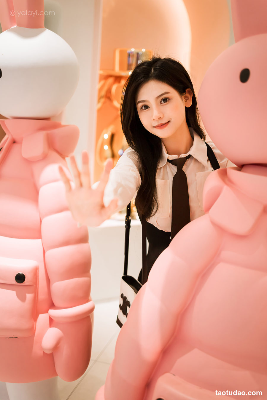 图片[2]-[YALAYI雅拉伊]2023.09.13 NO.1071 去逛街啦 若婷[45+1P／243MB]-绅士图