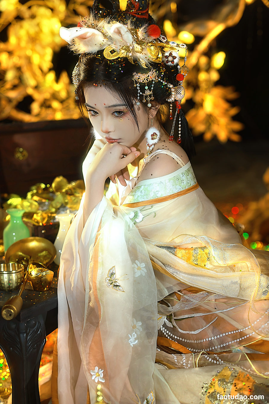 图片[2]-[YITUYU艺图语]2023.02.16 财神座下兔子仙官 彭十六elf[22+1P／205MB]-绅士图