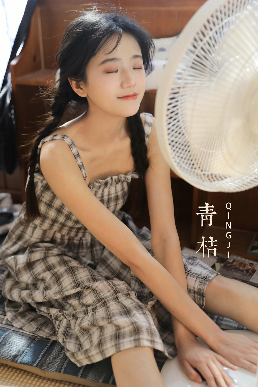 / YITUYU /艺图语 2022.07.27 青桔 nanakor_ / 23P-52MB / 机构-艺库