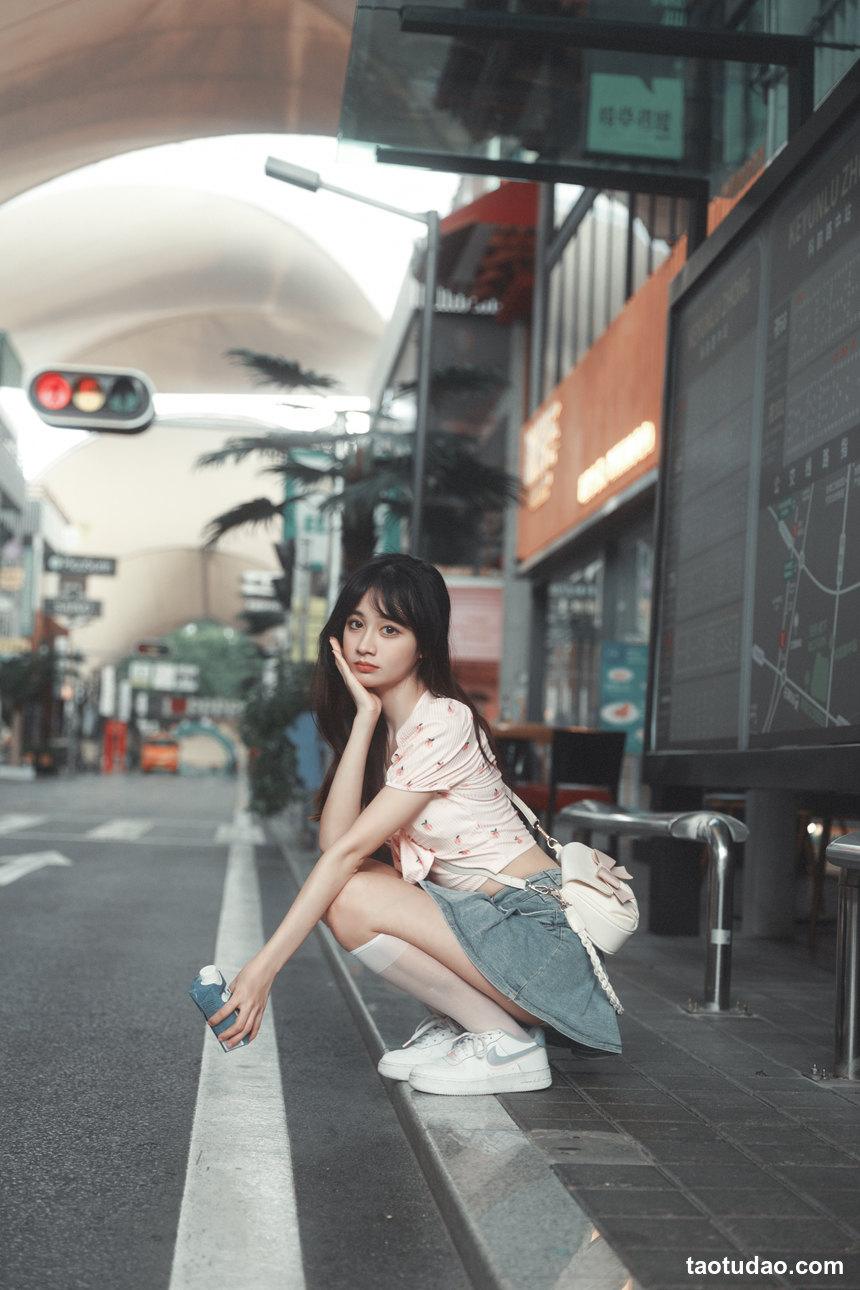 图片[2]-[YITUYU艺图语]2022.10.19 秋日限定女孩 林林[40+1P／348MB]-绅士图