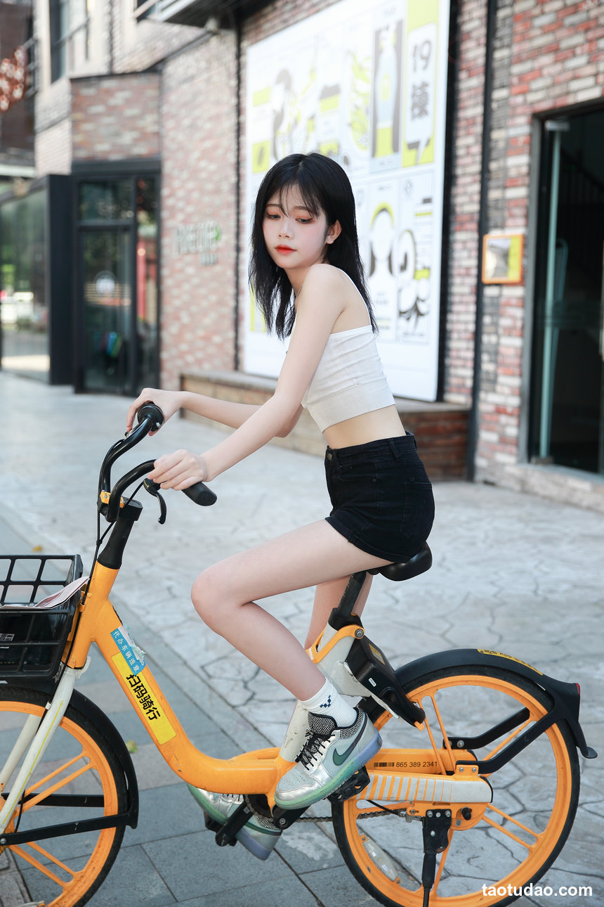 图片[2]-[YITUYU艺图语]2022.09.04 少女时光 小妮子[22+1P／149MB]-绅士图