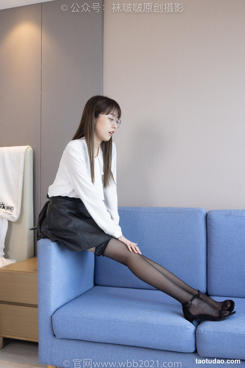 图片[2]-[BoBoSocks袜啵啵]NO.285 稚予-两双高跟鞋、灰丝大腿袜、黑丝大腿袜[145P+1V／5.46GB]-绅士图