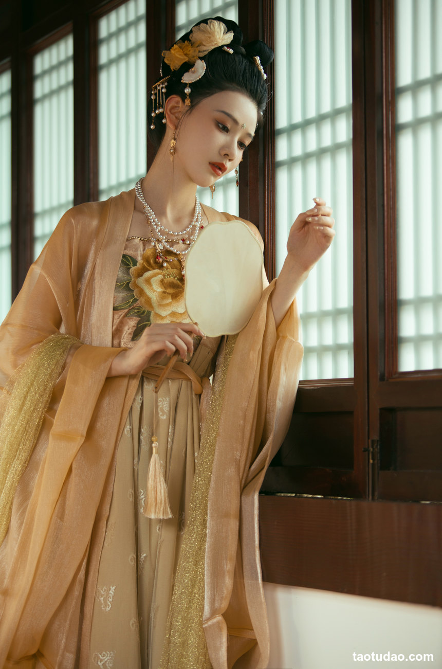 图片[4]-[YITUYU艺图语]2022.12.13 露华浓 雪糕[27+1P／371MB]-绅士图