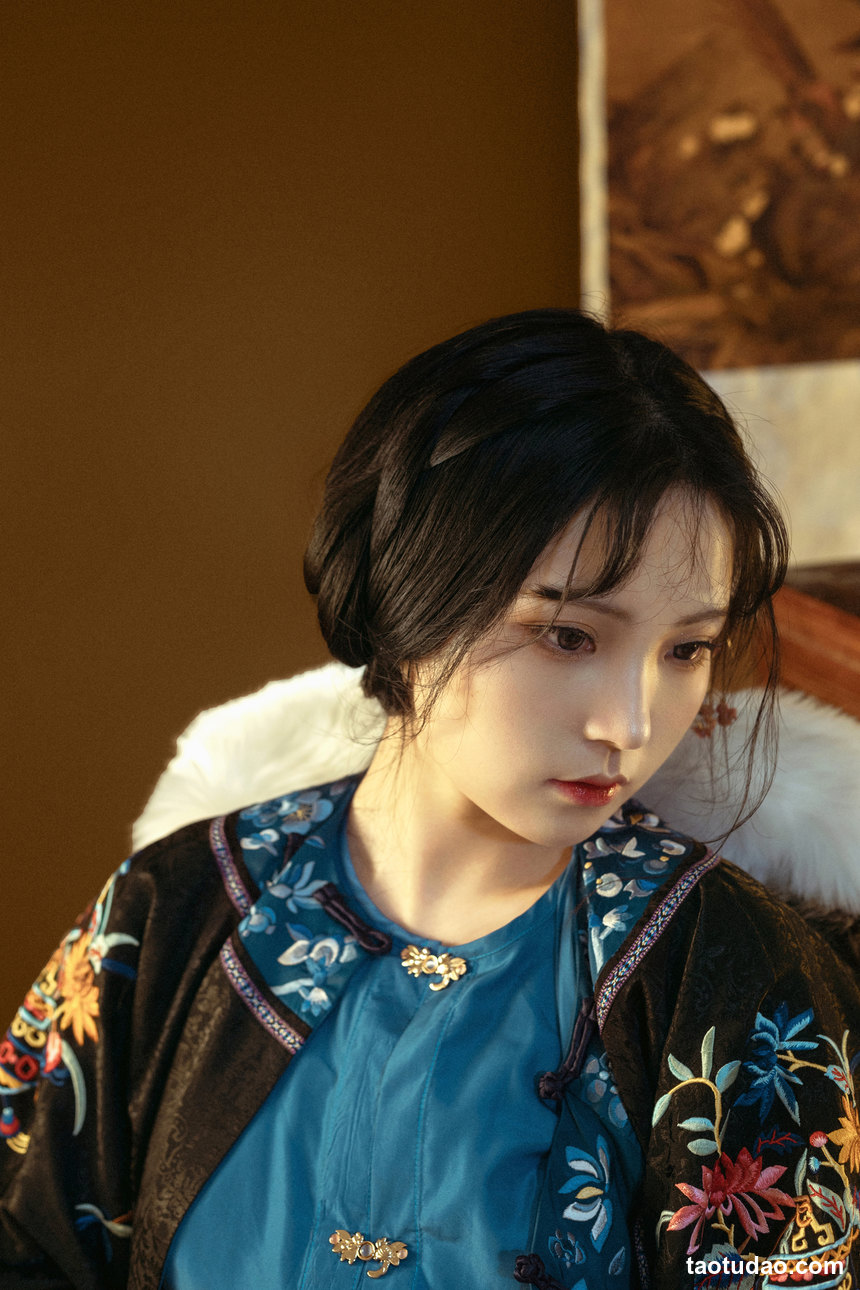 图片[4]-[YITUYU艺图语]2022.10.20 仓兰 超困的鹿[19+1P／366MB]-绅士图