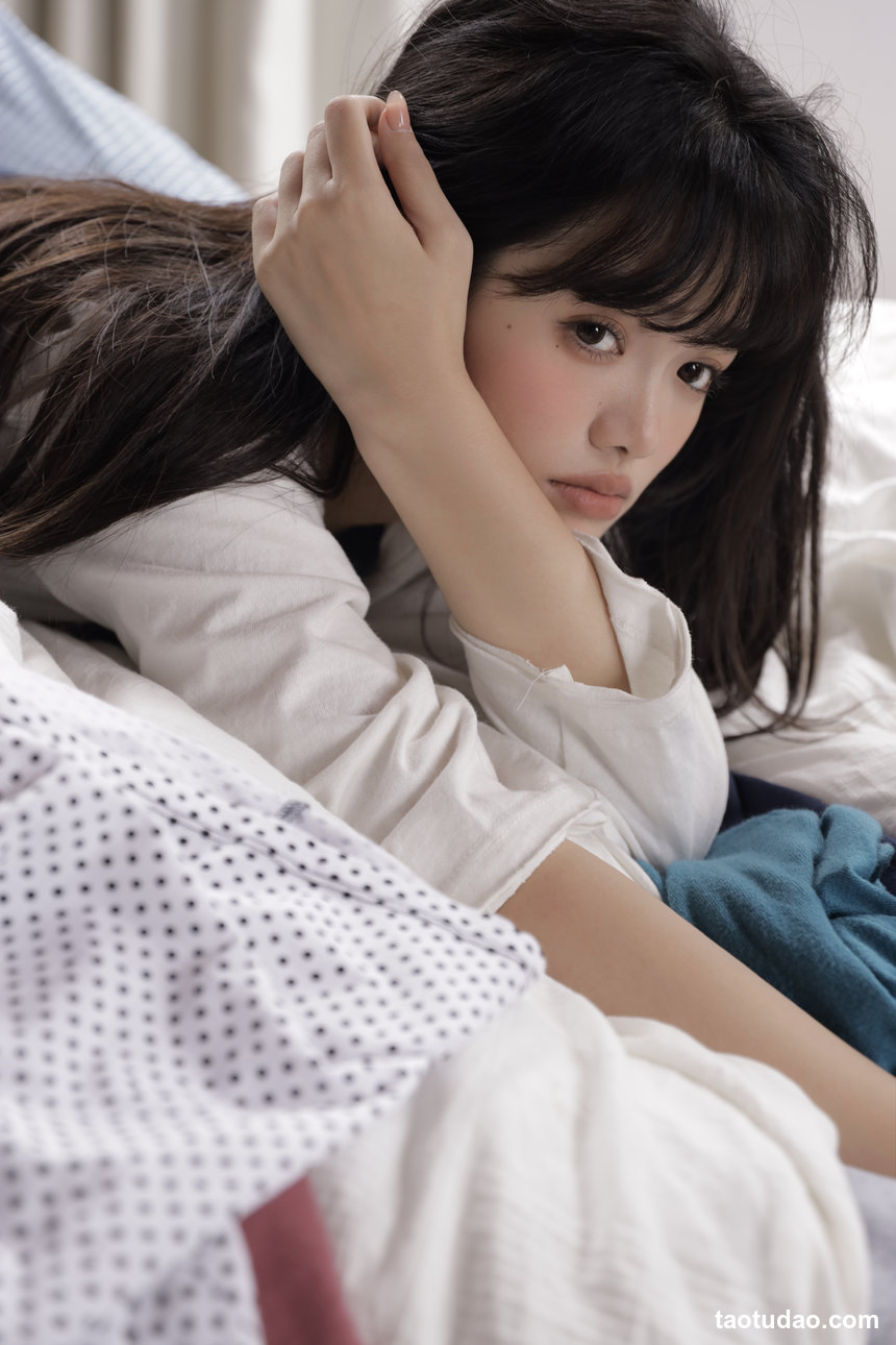 图片[2]-[YITUYU艺图语]2022.11.27 Hi,小狗 叛逆的捡捡唯[28+1P／201MB]-绅士图