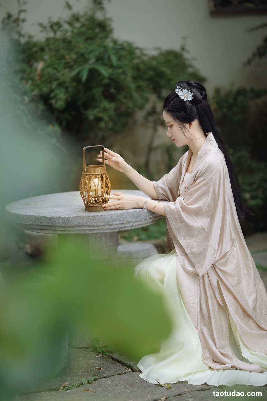 图片[2]-[YITUYU艺图语]2022.02.06 相思无凭语 candy[17+1P／96MB]-绅士图