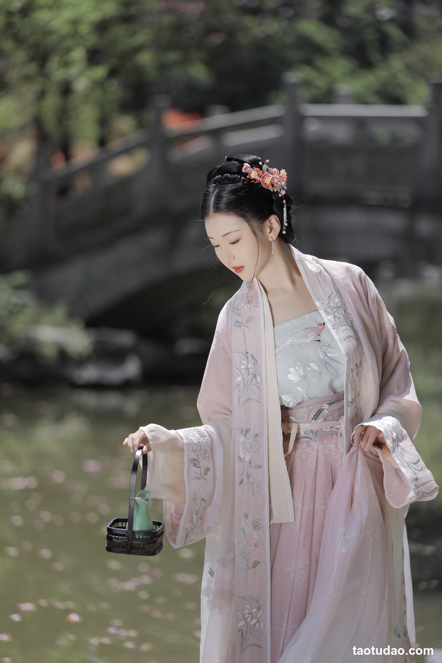 图片[4]-[YITUYU艺图语]2022.06.03 清平事 一只阿梦崽[41+1P／324MB]-绅士图