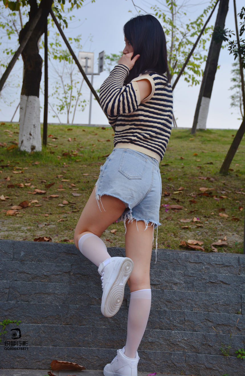 图片[4]-[织梦映像]NO.043 草地白丝[70P+1V／2.26GB]-绅士图