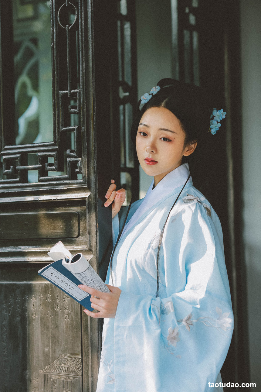 图片[4]-[YITUYU艺图语]2022.12.25 佳期渺渺 煜月Toto[28+1P／157MB]-绅士图