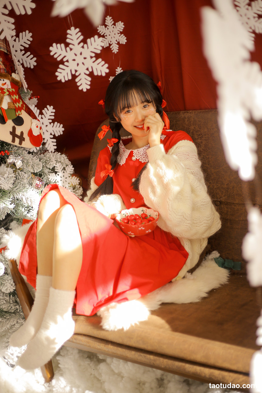 图片[2]-[YITUYU艺图语]2022.09.28 圣诞 至春禾[36+1P／454MB]-绅士图