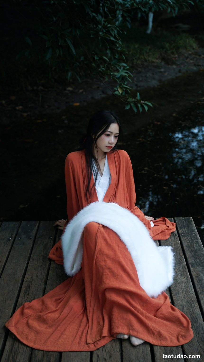 图片[2]-[YITUYU艺图语]2022.12.14 她像月光一样清冷 旺旺小小舒[24+1P／309MB]-绅士图