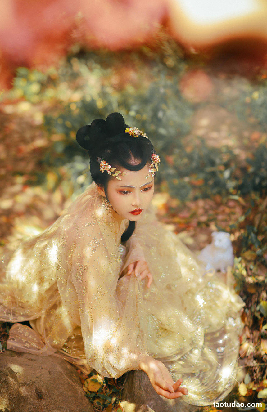 图片[2]-[YITUYU艺图语]2022.08.11 狐妖 溪木若颖[22+1P／116MB]-绅士图