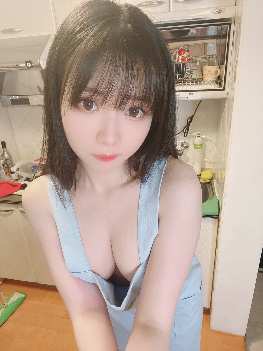 微博妹纸霜月shimo - 裸エプロン__━(___)━! / 13P-90MB / cos萌妹-绅士图