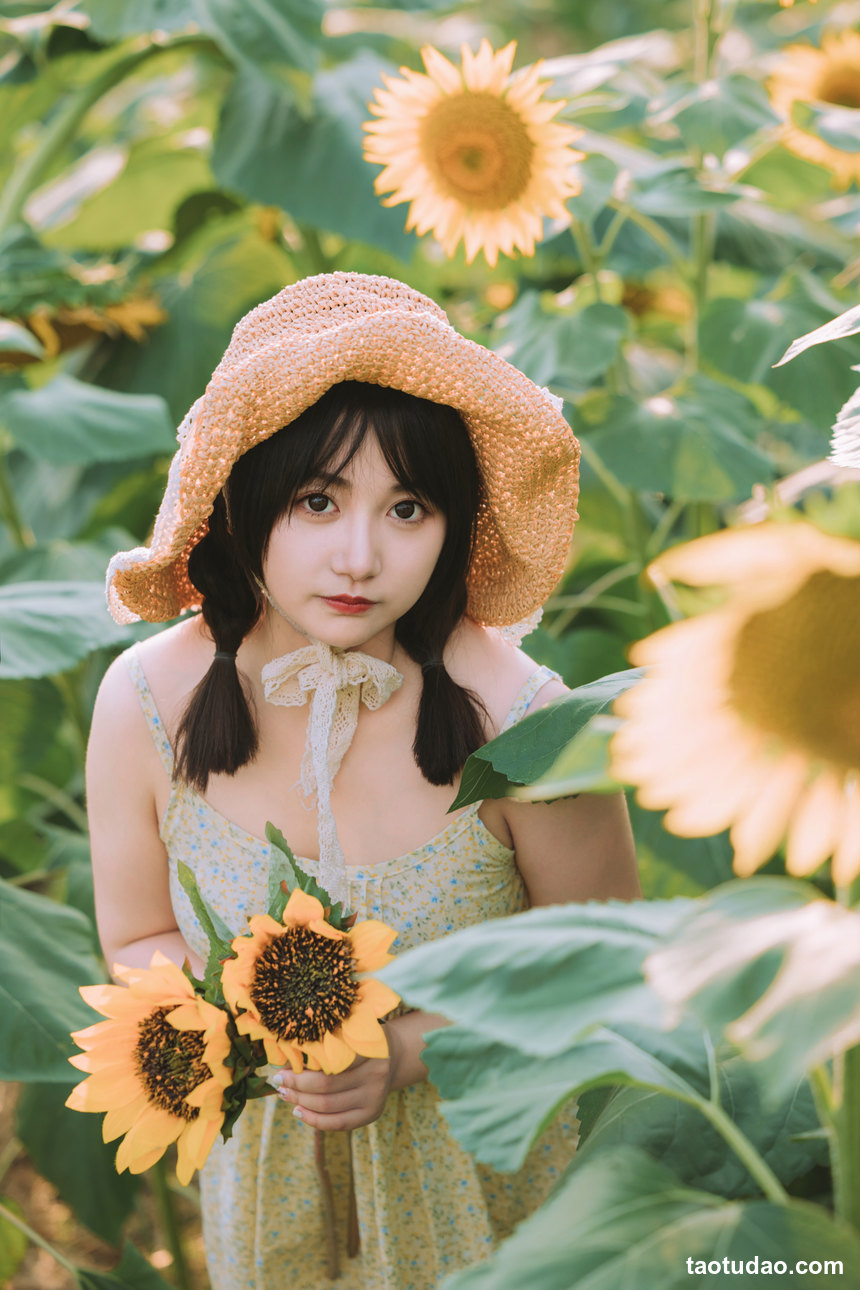 图片[2]-[YITUYU艺图语]2022.11.06 向阳而生 金盏璃[25+1P／192MB]-绅士图