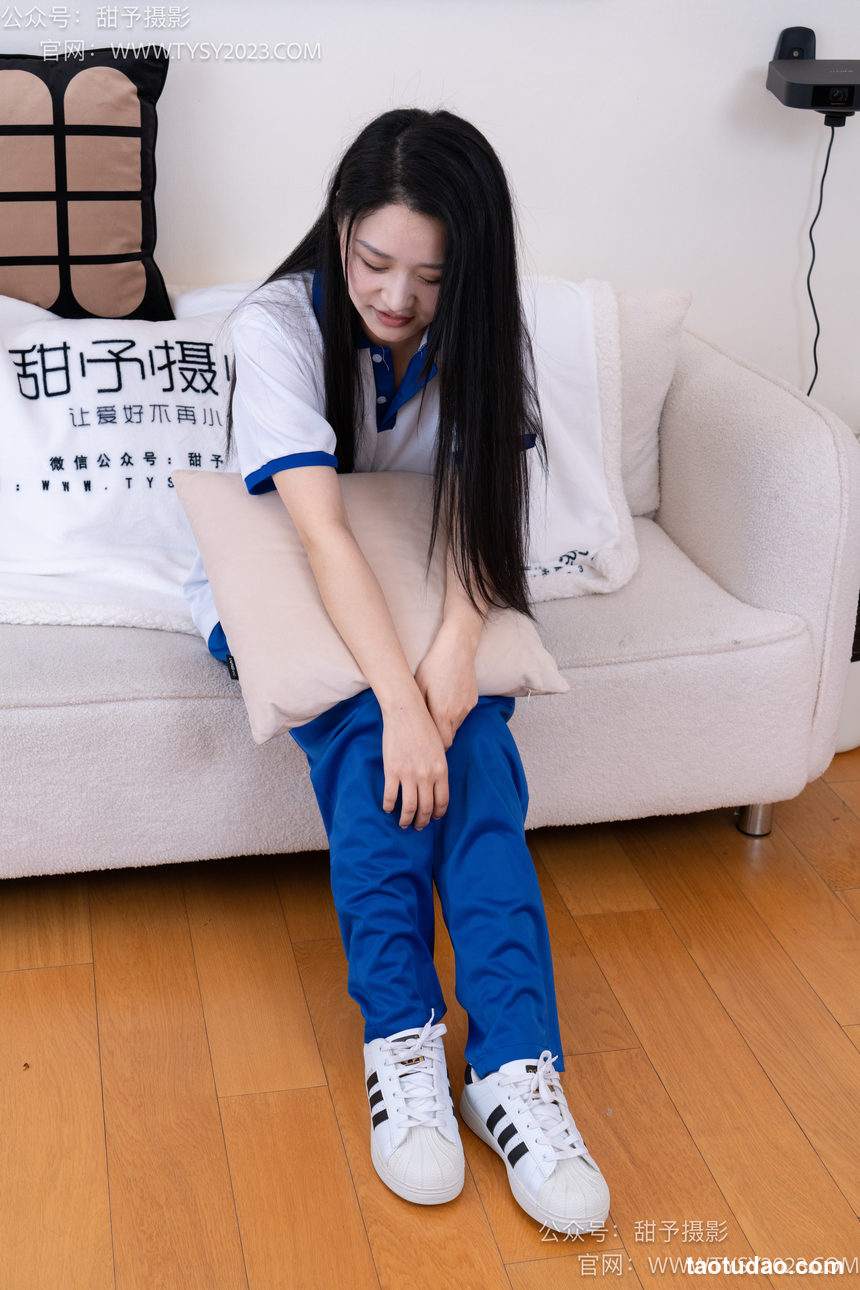 图片[4]-甜予摄影 NO.102 澜澜-板鞋、白棉袜、肉丝（脚尖微加固款）[126P+2V／9.93GB]-绅士图