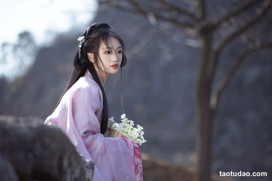 图片[2]-[YITUYU艺图语]2023.03.05 寒假归途 中亦[25+1P／773MB]-绅士图