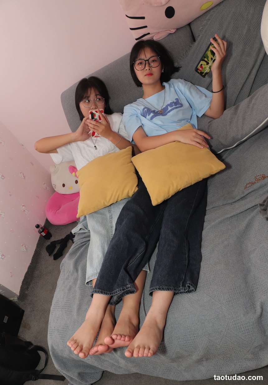 图片[3]-Pary摄影 NO.010 可爱的新模彤彤与小谊脚底秀[101P／571MB]-绅士图