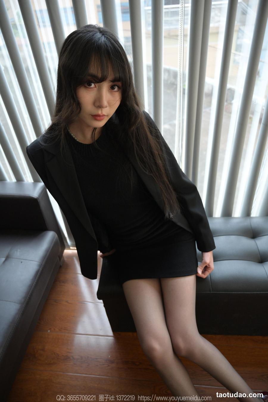 图片[2]-[IESS异思趣向] 2024.03.19 丝享家 1693 团团《长腿黑执事》[94P-127MB]-绅士图