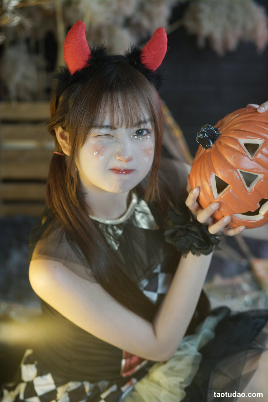 图片[2]-[YITUYU艺图语]2022.11.13 南瓜夜 -炸鸡冰可乐-[21P／316MB]-绅士图