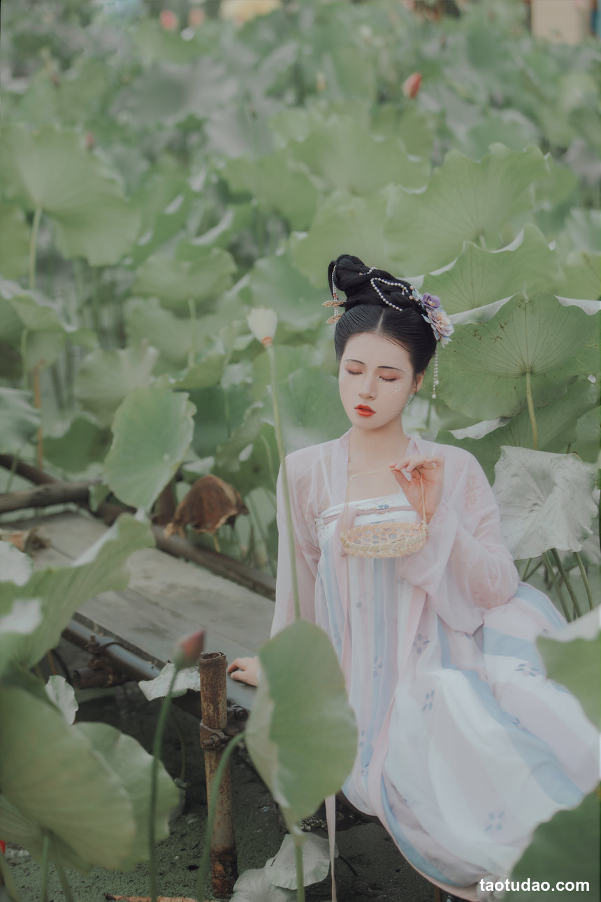 图片[2]-[YITUYU艺图语]2022.09.25 如梦令 努力搬砖的双翮[21+1P／377MB]-绅士图