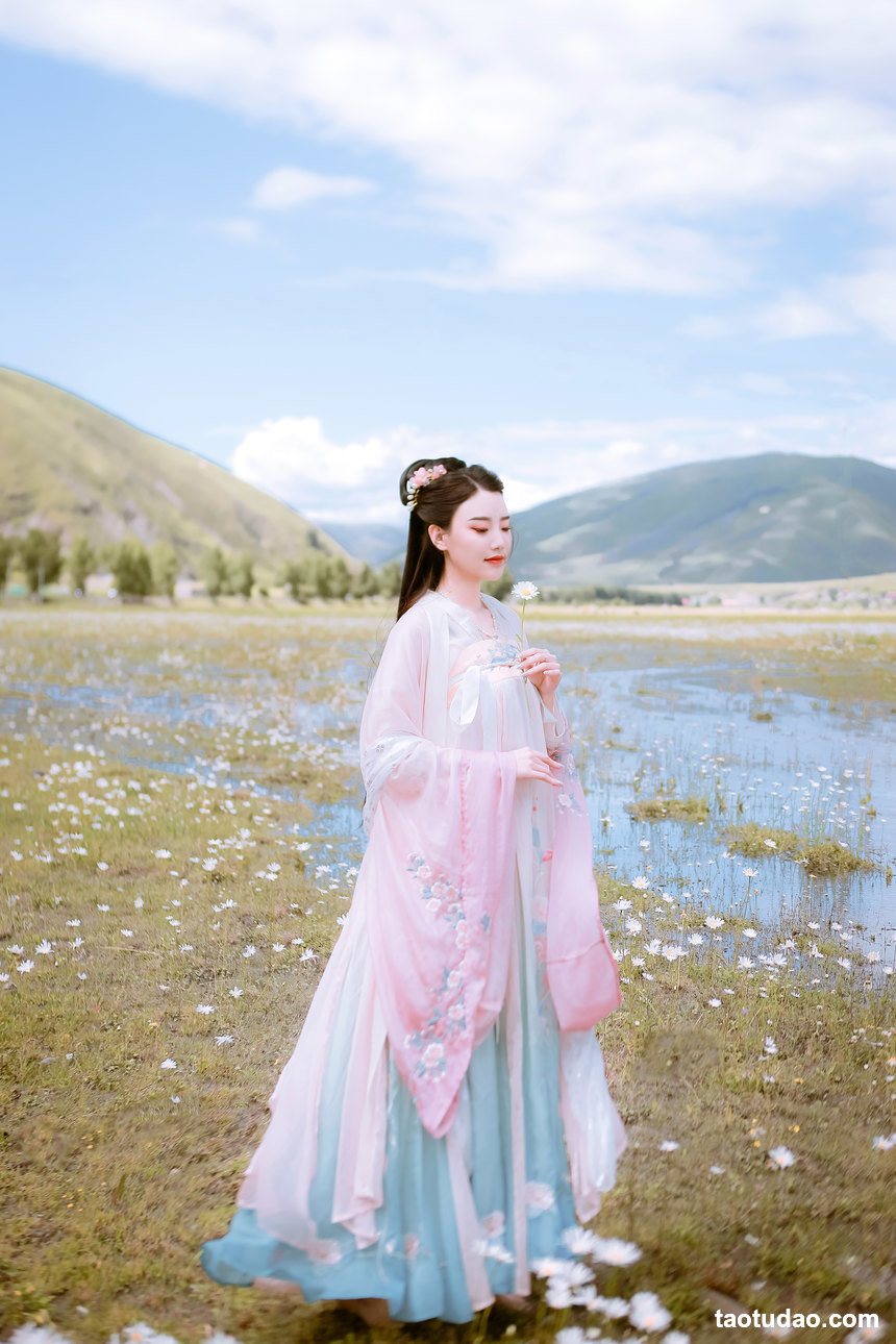 图片[2]-[YITUYU艺图语]2022.02.03 踏青 婷婷[21+1P／243MB]-绅士图