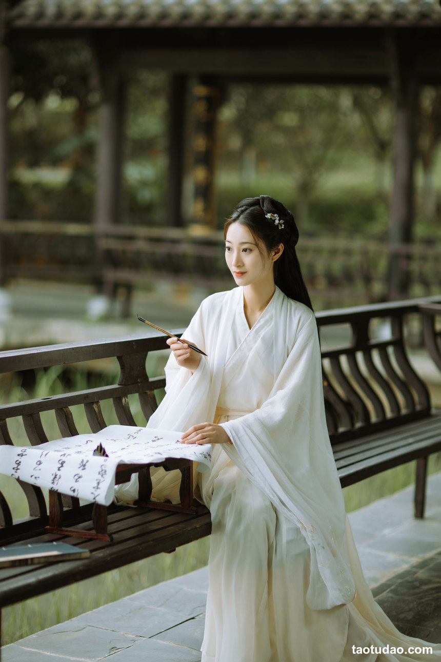 图片[2]-[YITUYU艺图语]2022.06.07 宛若清风 彩云[22+1P／89.7MB]-绅士图