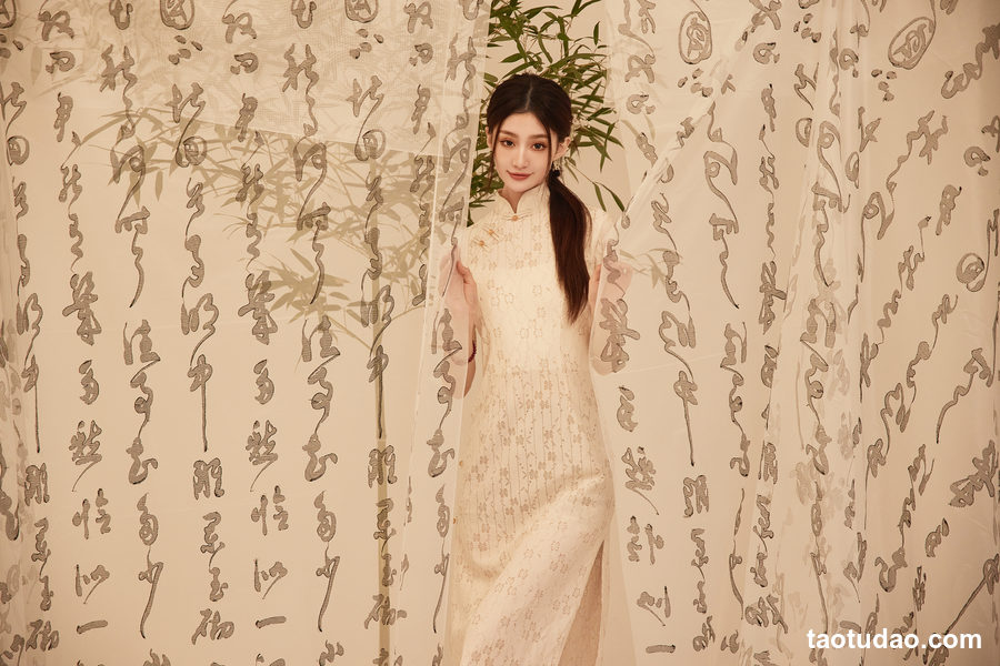 图片[2]-[YITUYU艺图语]2023.04.21 春 小多多要爆富[21+1P／728MB]-绅士图