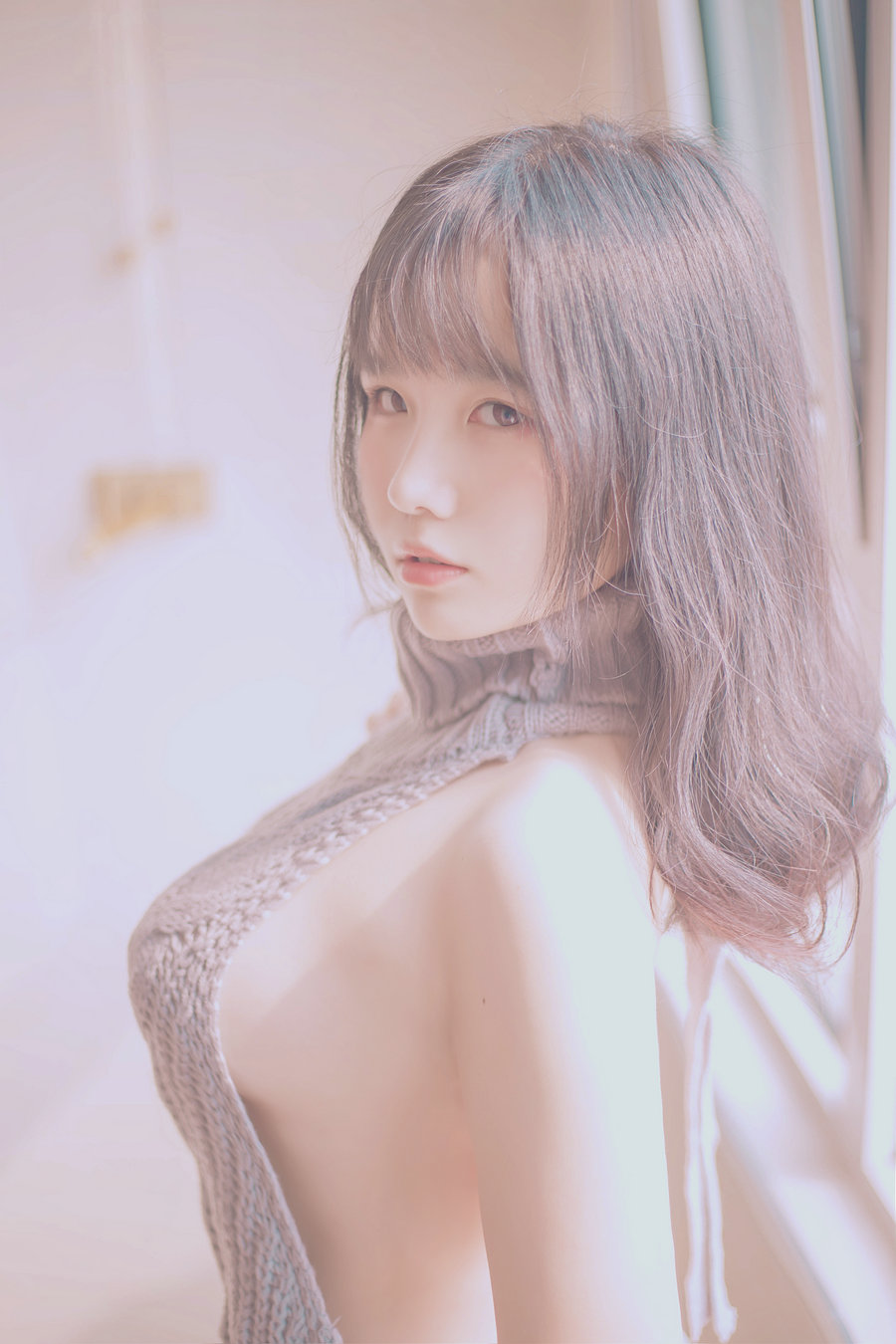 阿半今天很开心 - 露背毛衣 / 28P-157MB / cos萌妹-绅士图